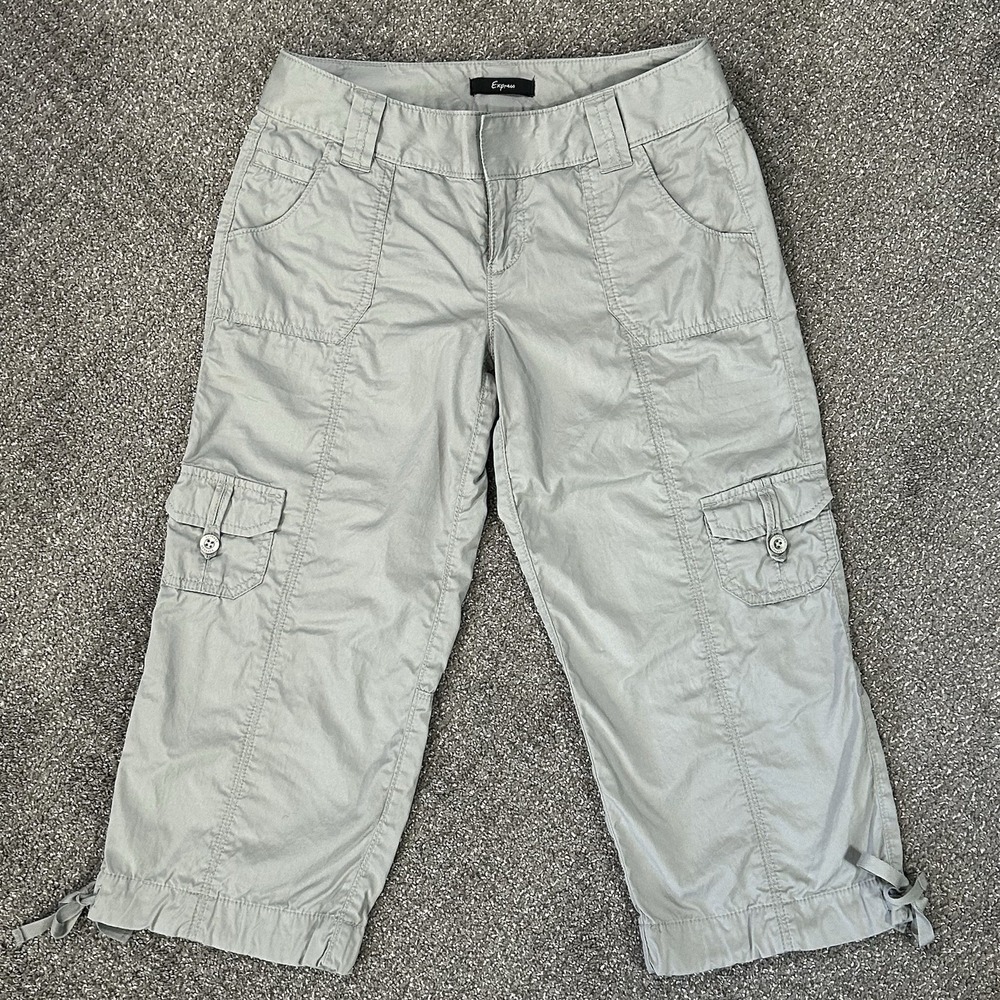 Express Vintage Capri Cargo Pants - Women's 2 - Low Rise Gray Straight Leg MINT!